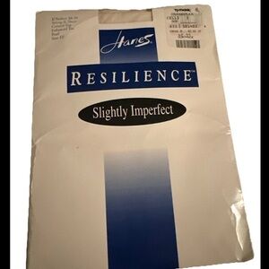 Hanes Resilience Size EF Control Top Pantyhose Pearl Strong & Sheer Slightly Imp
